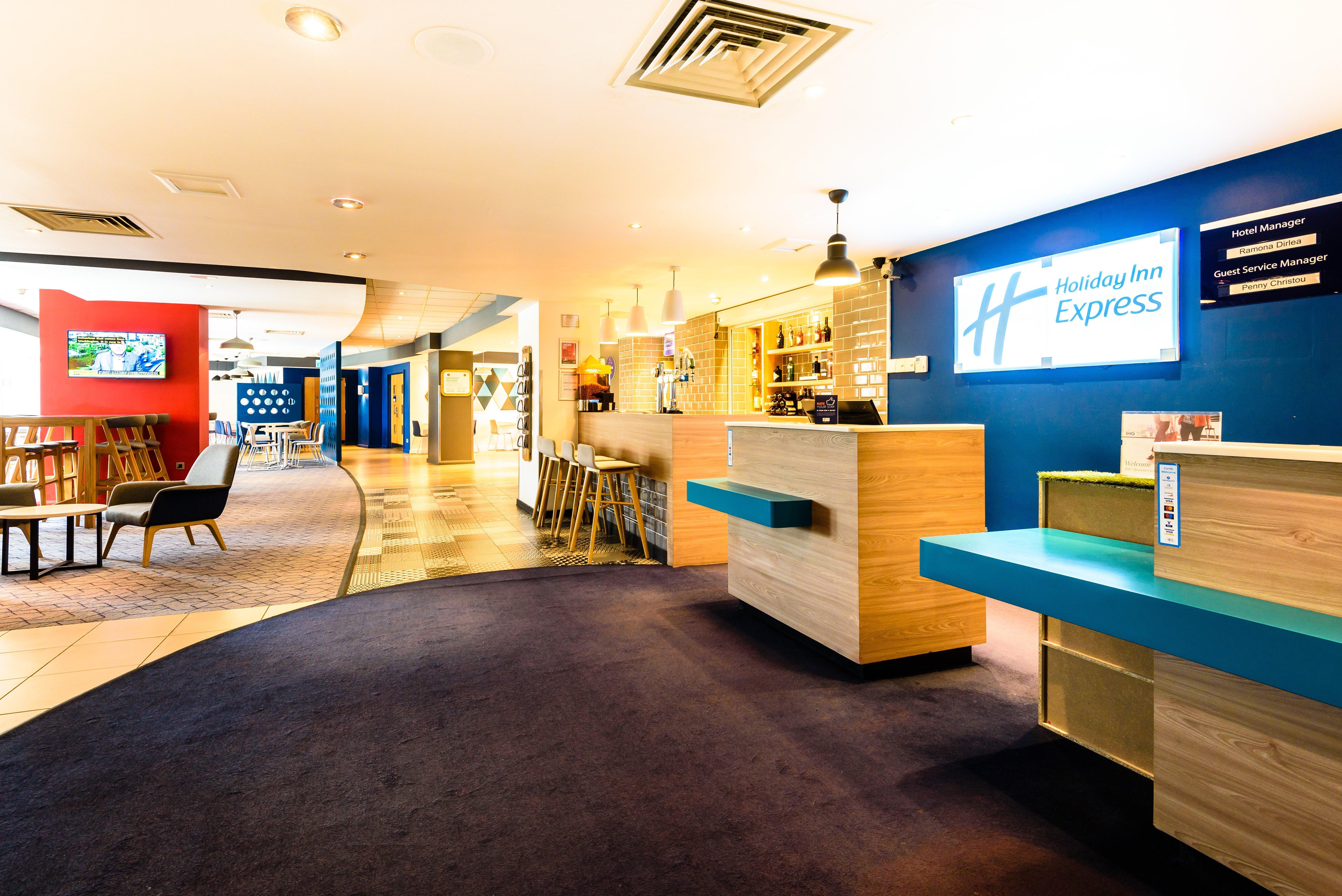 Holiday Inn Express Portsmouth Gunwharf Quays By Ihg Екстериор снимка