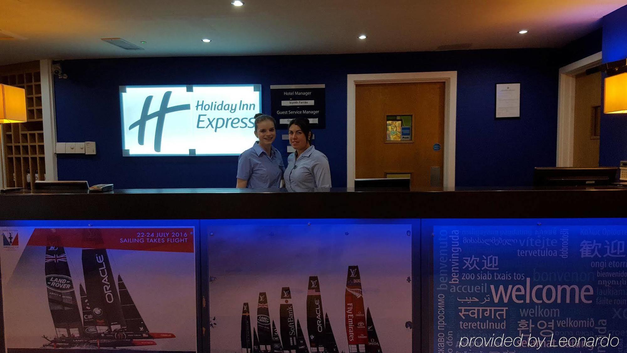 Holiday Inn Express Portsmouth Gunwharf Quays By Ihg Екстериор снимка